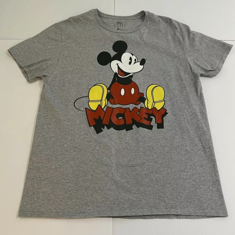 Official Disney Mickey Mouse Gray T-Shirt Size Large Mickey Print